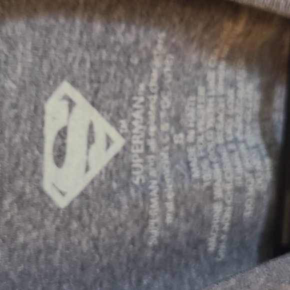 Gray Men's Superman Tshirt Size S - Picture 3 of 4